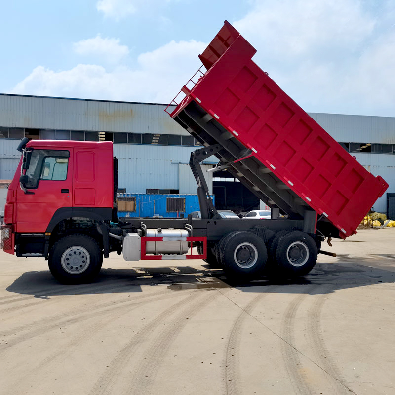 2023 China New Product 6*4 Diesel Euro2/3 HW76 20cbm Howo Dump Truck